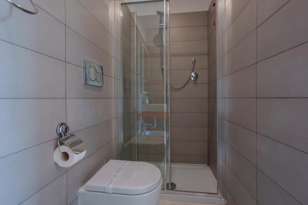 Petrarca Venti Rooms - Eja Sardinia Cagliari Buitenkant foto