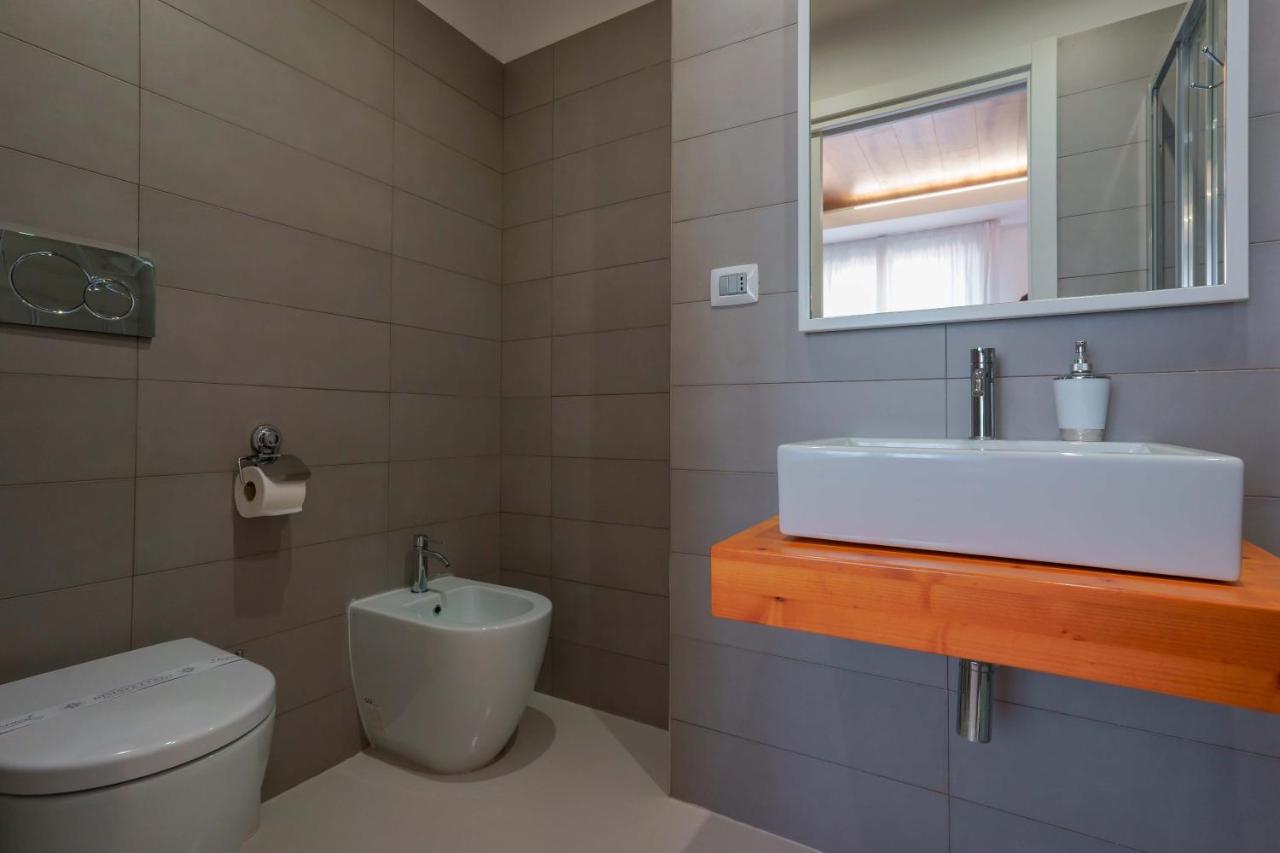 Petrarca Venti Rooms - Eja Sardinia Cagliari Buitenkant foto