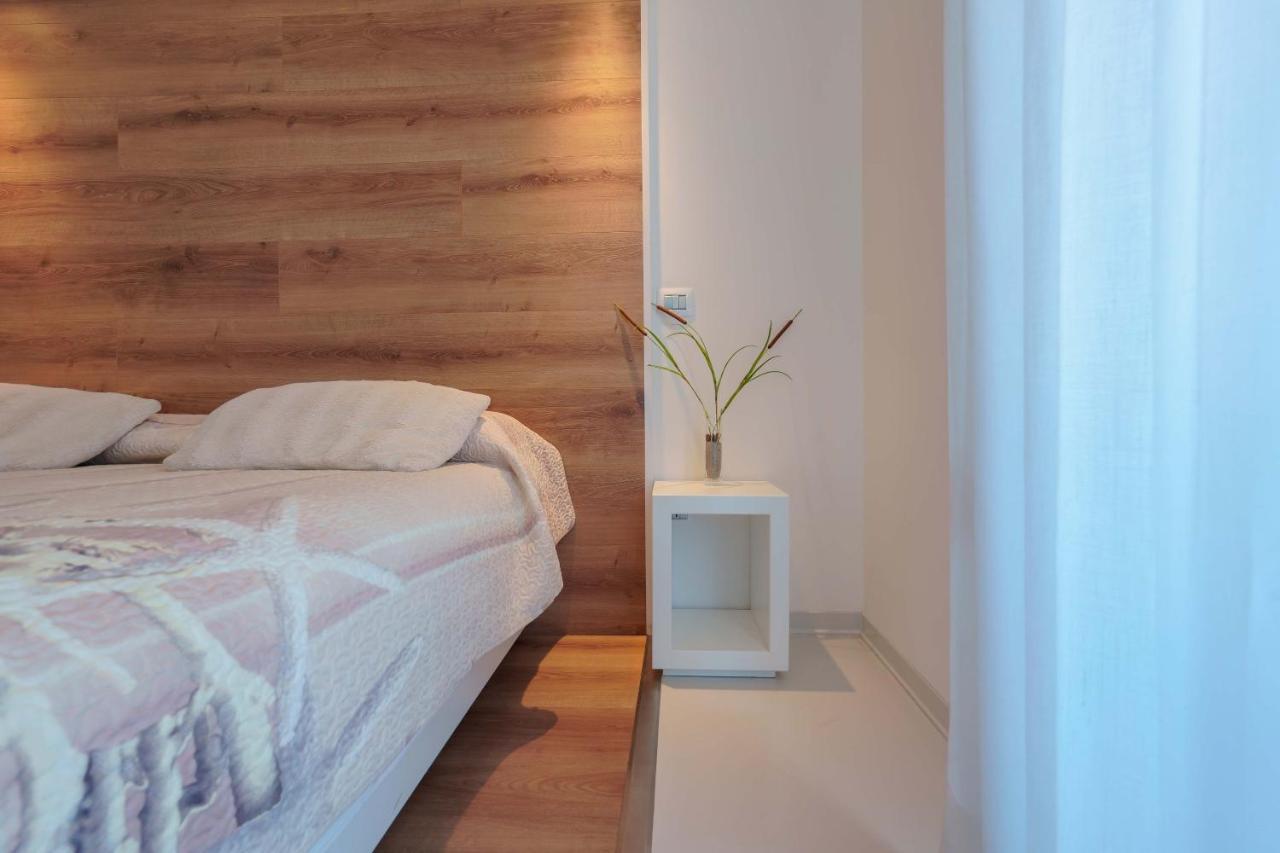 Petrarca Venti Rooms - Eja Sardinia Cagliari Buitenkant foto