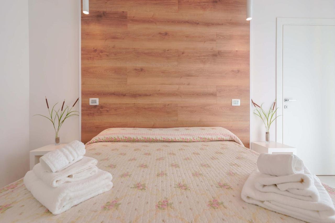Petrarca Venti Rooms - Eja Sardinia Cagliari Buitenkant foto