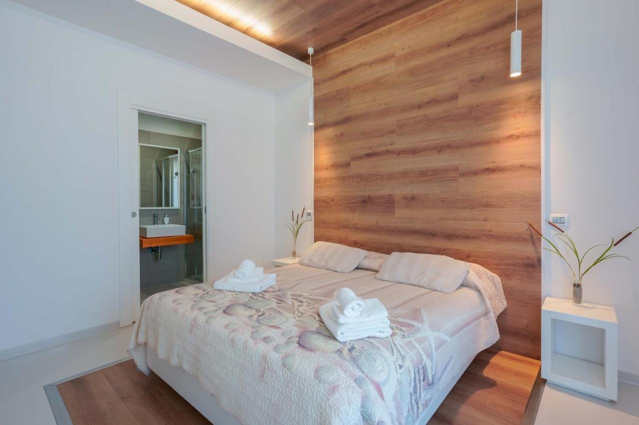 Petrarca Venti Rooms - Eja Sardinia Cagliari Buitenkant foto