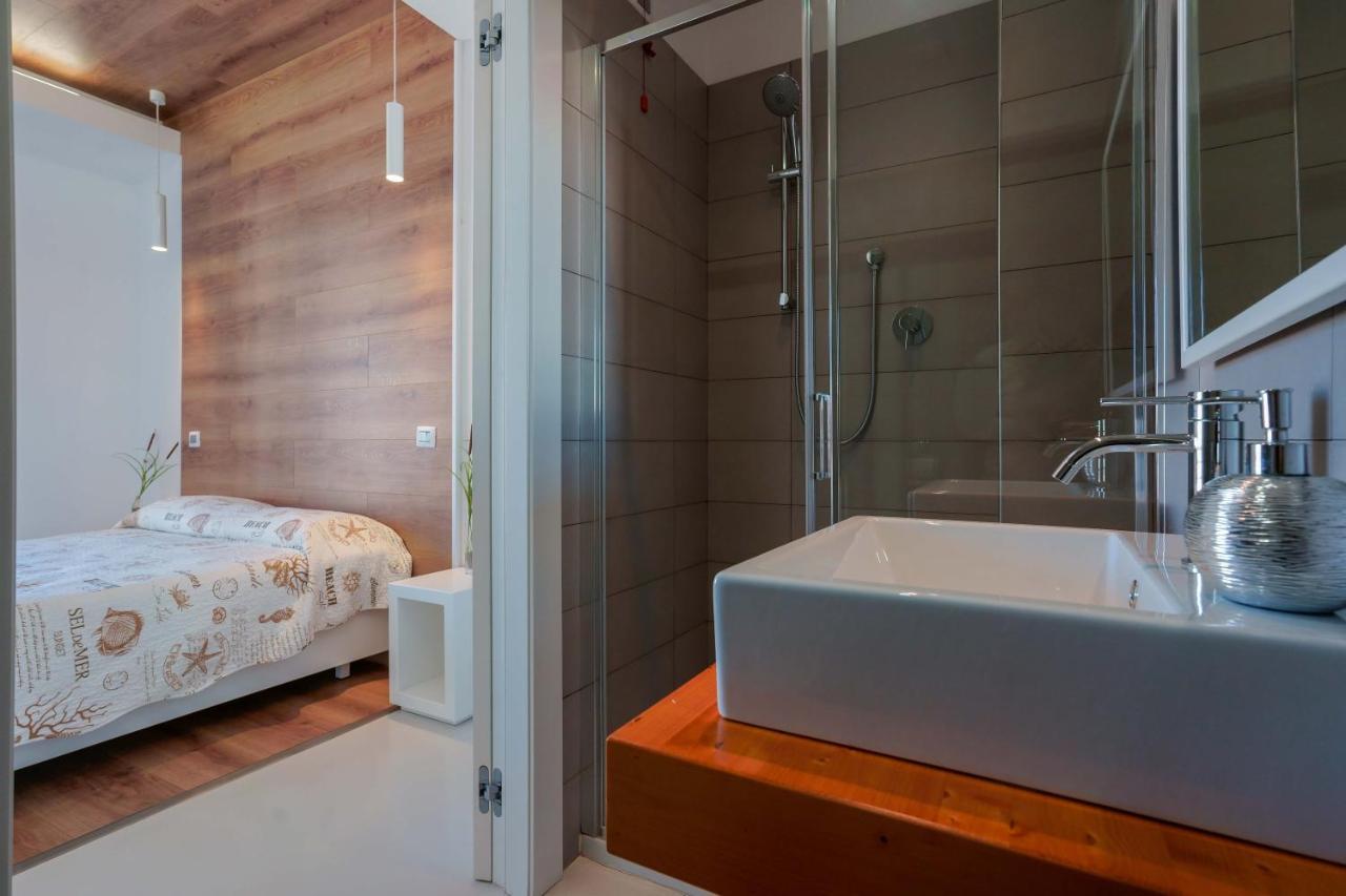 Petrarca Venti Rooms - Eja Sardinia Cagliari Buitenkant foto